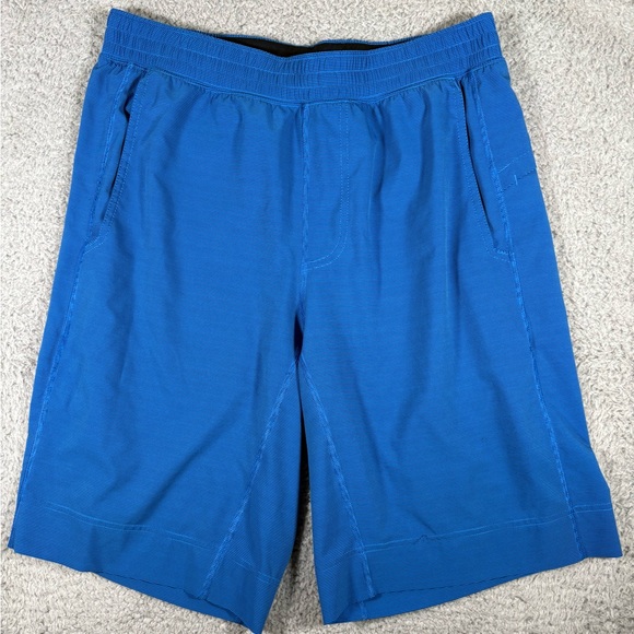 Lululemon Men's Shorts Lightweight Blue Slim Striped Large - Picture 1 of 11